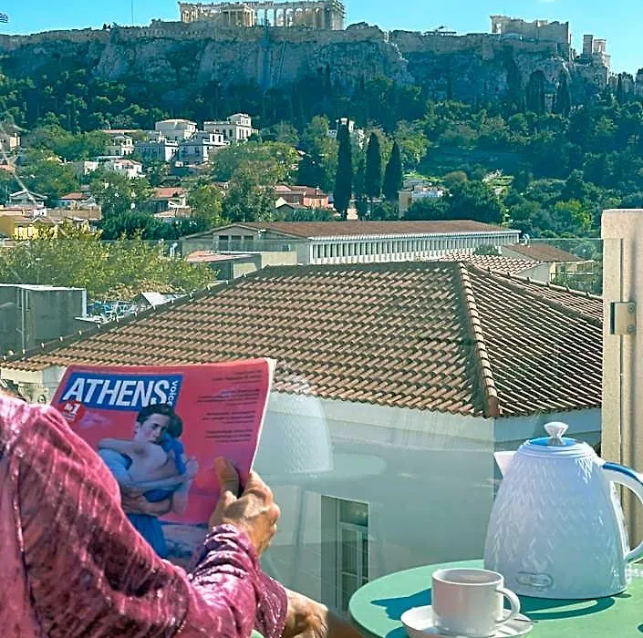 L'Avventura Athens-1